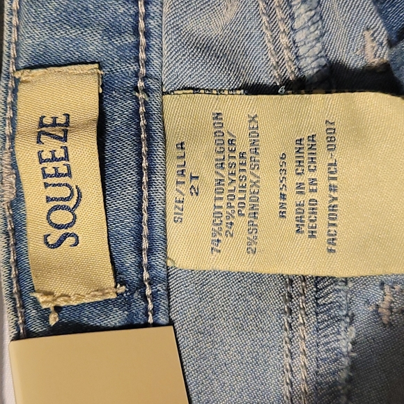 Toddler Girl Size 2T Squeeze Jeans. NWT - Picture 5 of 6